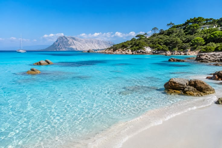 Beach Vacation Deals 2026 with beautiful coastal getaway, sunny beach, ocean and tropical holiday scenery